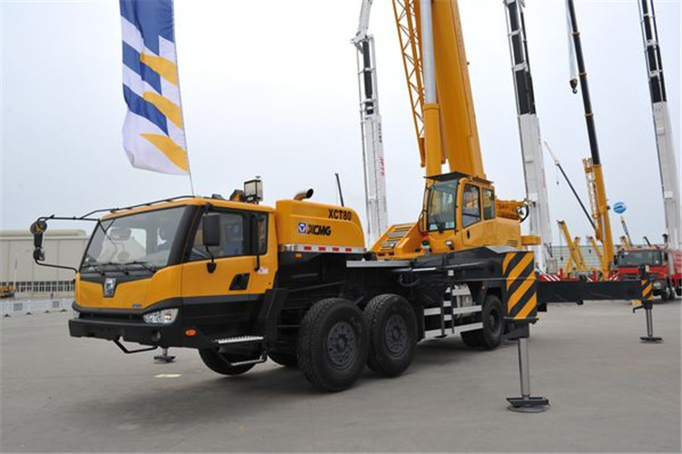 湛江市预约吊车后，多久能上门服务？24 小时应急响应吗？